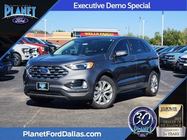 2024 Ford Edge Titanium's photo