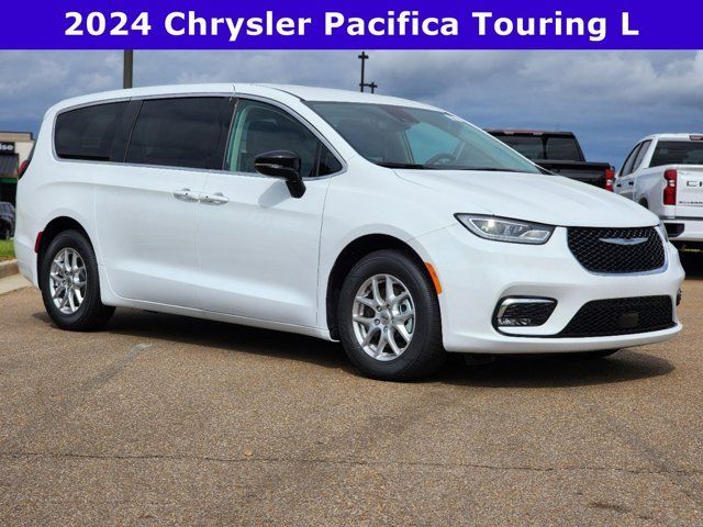 New 2024 Chrysler Pacifica