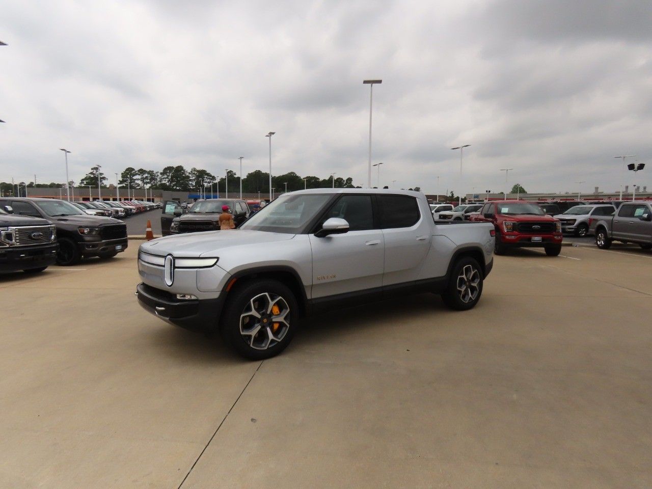 Used 2023 Rivian R1T Adventure with VIN 7FCTGAAA0PN000142 for sale in Spring, TX