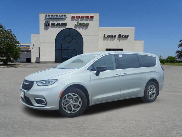 New 2024 Chrysler Pacifica