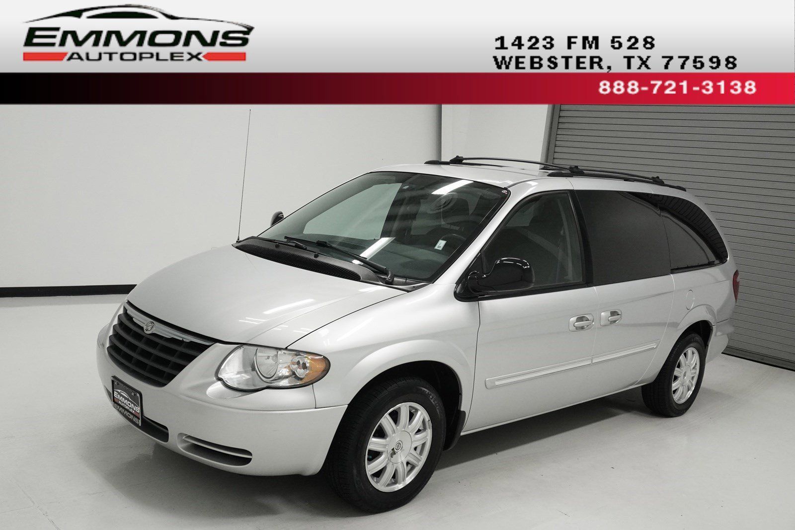 Used 2005 Chrysler Town & Country