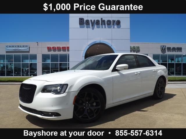 Used 2022 Chrysler 300