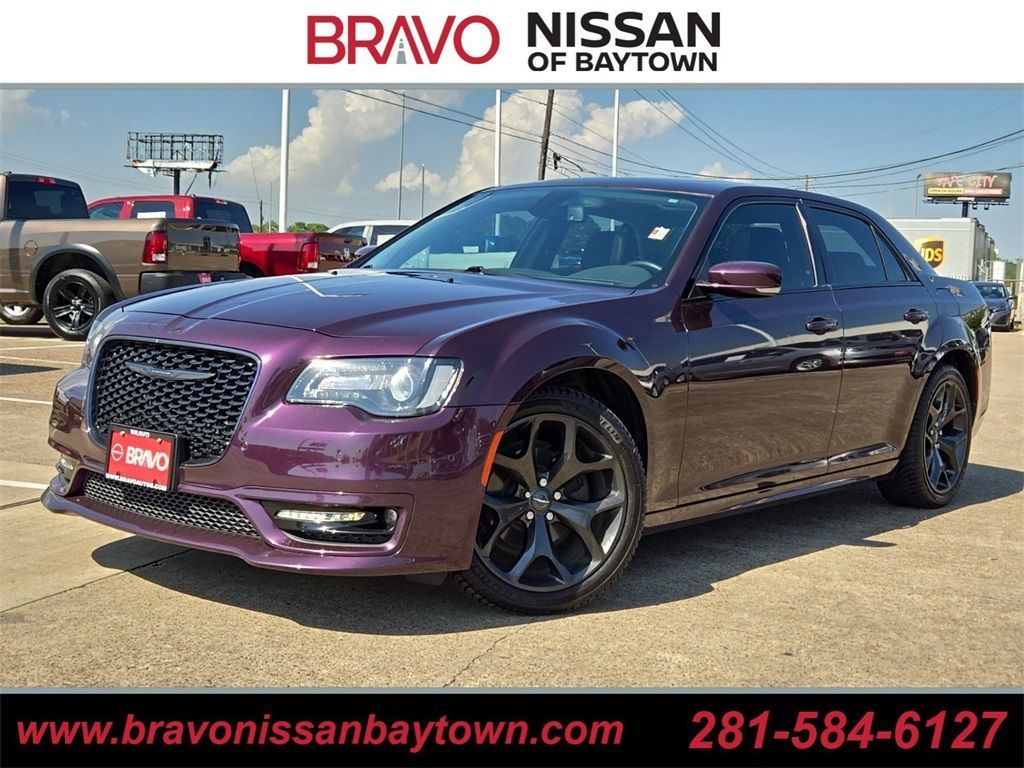 Used 2021 Chrysler 300