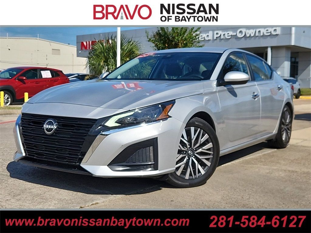 Used 2023 Nissan Altima