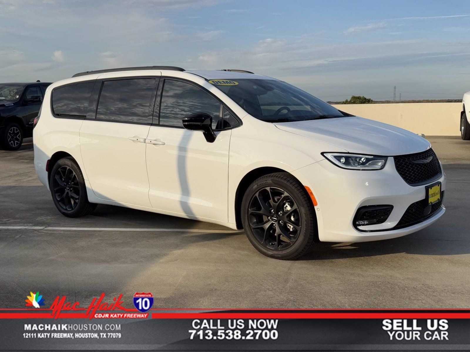 New 2024 Chrysler Pacifica