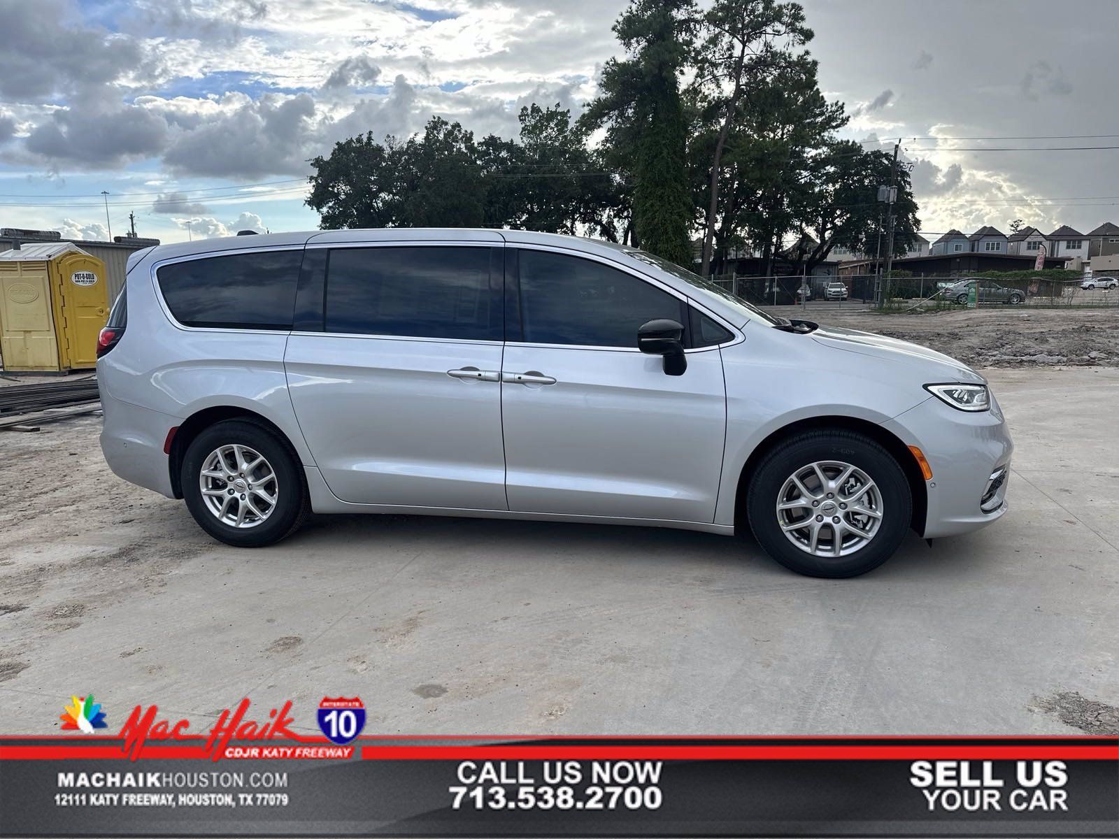 New 2024 Chrysler Pacifica