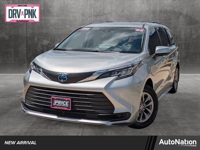 Used 2022 Toyota Sienna