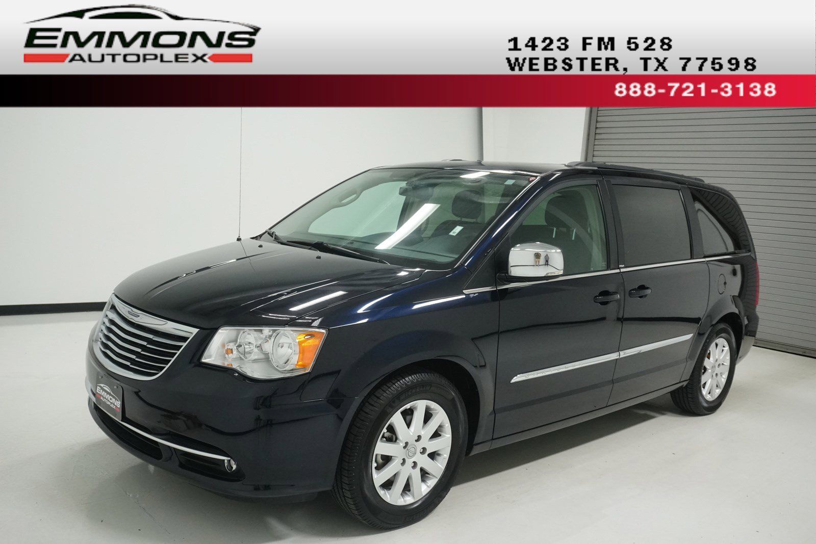 Used 2011 Chrysler Town & Country