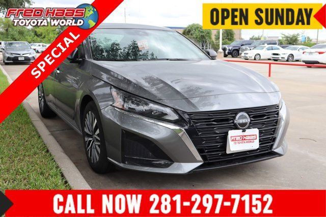 Used 2024 Nissan Altima