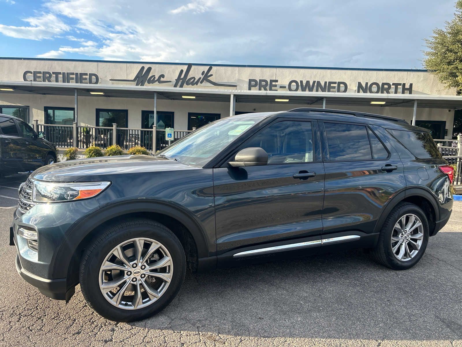 Used 2022 Ford Explorer