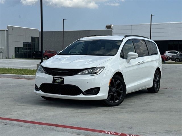 Used 2020 Chrysler Pacifica