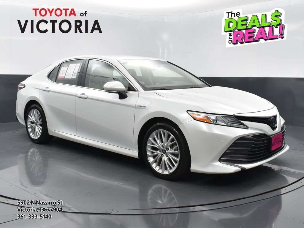 Used 2018 Toyota Camry Hybrid