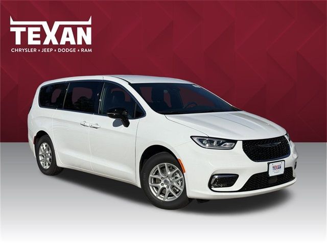 New 2025 Chrysler Pacifica