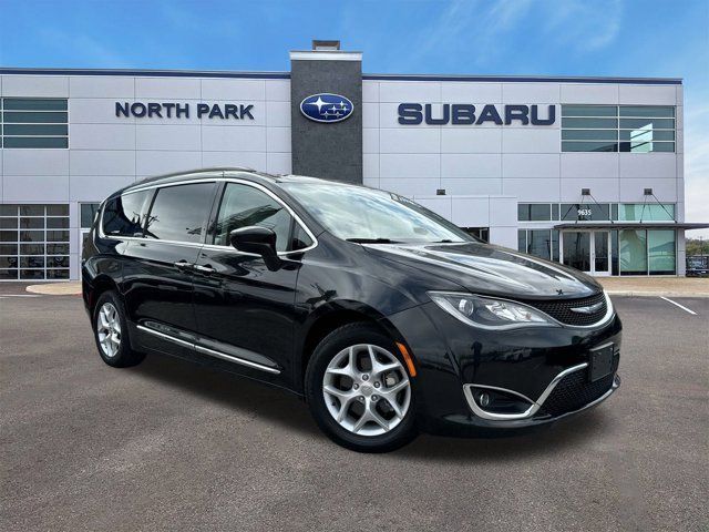 Used 2017 Chrysler Pacifica