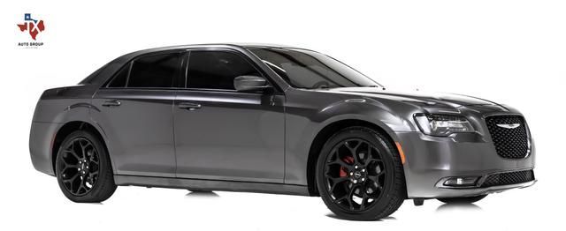 Used 2018 Chrysler 300