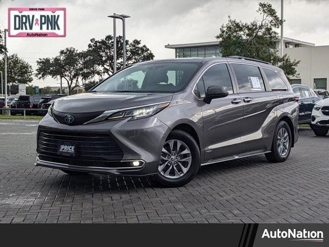 Used 2021 Toyota Sienna