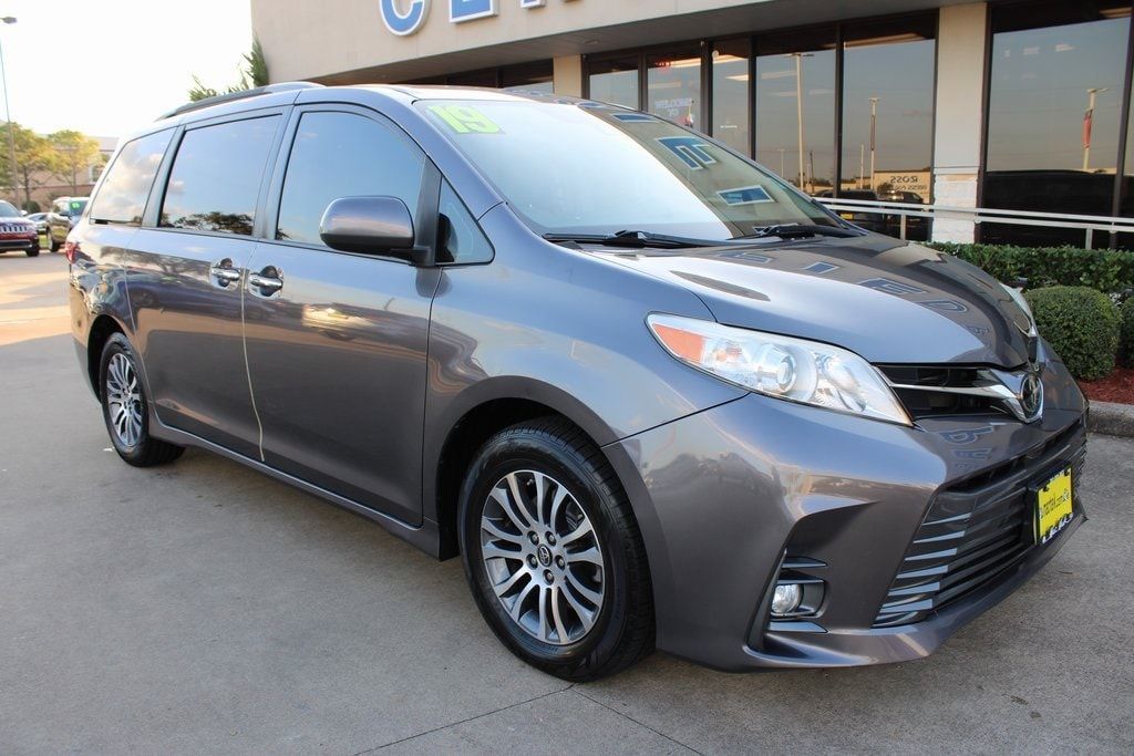 Used 2019 Toyota Sienna