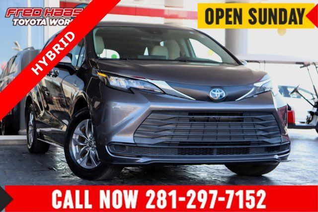 Used 2021 Toyota Sienna