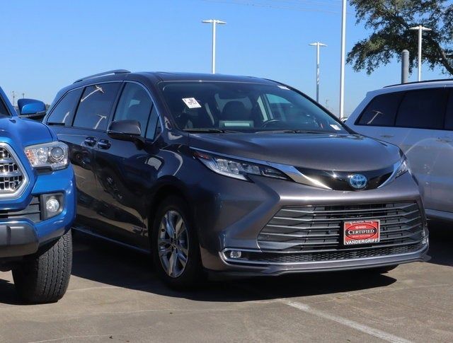 Used 2021 Toyota Sienna