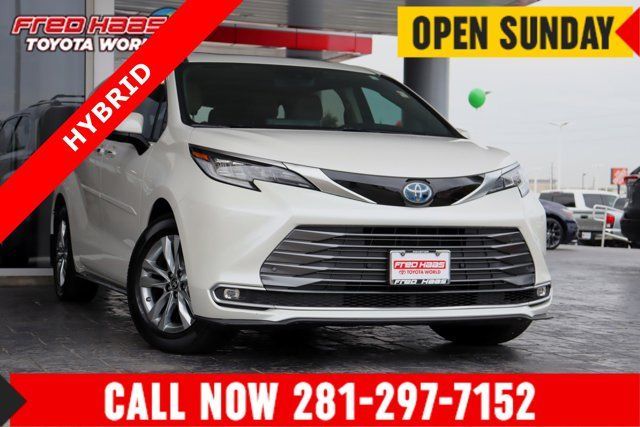 Used 2021 Toyota Sienna