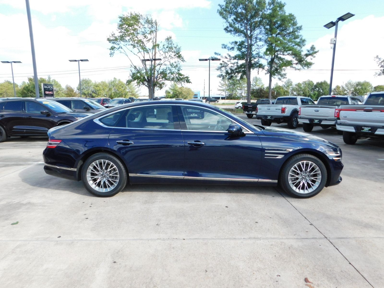 Used 2023 Genesis G80