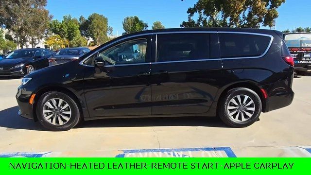 Used 2024 Chrysler Pacifica