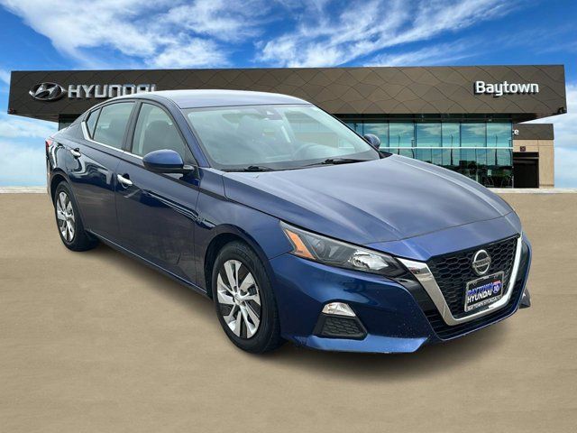 Used 2022 Nissan Altima