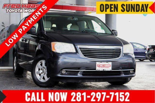 Used 2013 Chrysler Town & Country