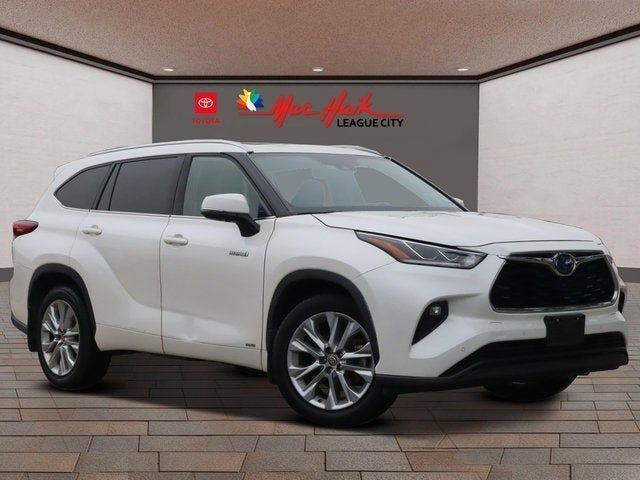 Used 2020 Toyota Highlander