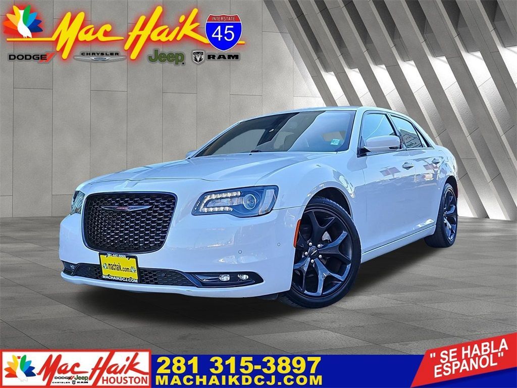 Used 2022 Chrysler 300