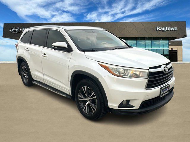 Used 2016 Toyota Highlander