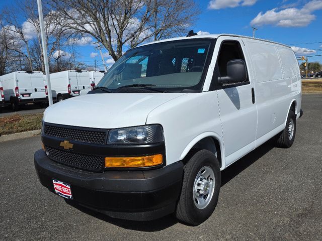 New 2025 Chevrolet Express Passenger