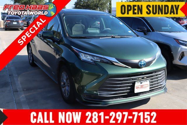 Used 2021 Toyota Sienna