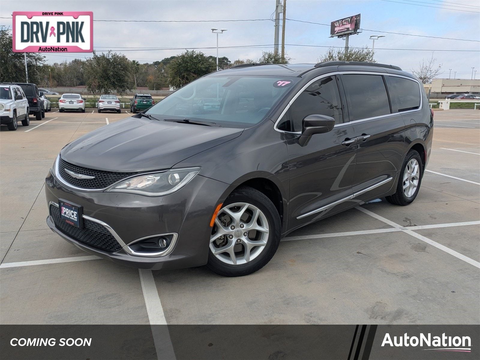 Used 2017 Chrysler Pacifica