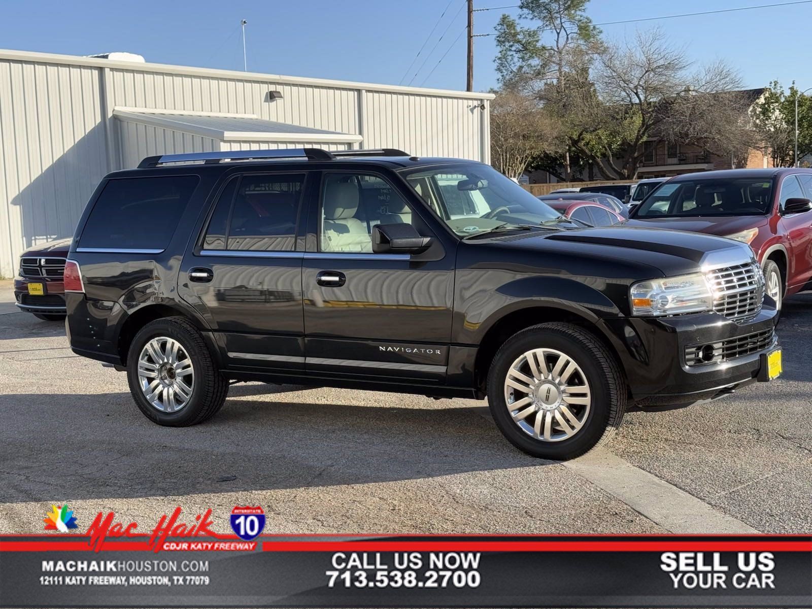 Used 2014 LINCOLN Navigator