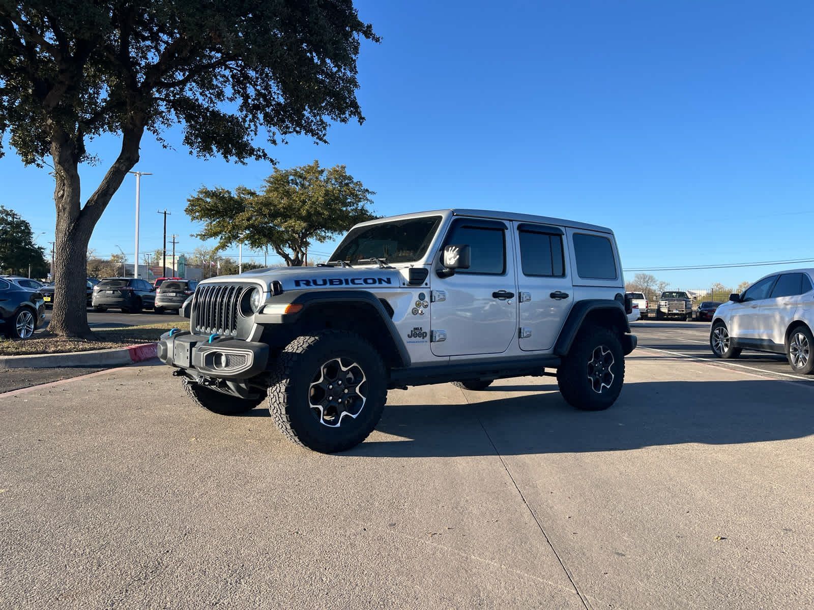 Used 2023 Jeep Wrangler