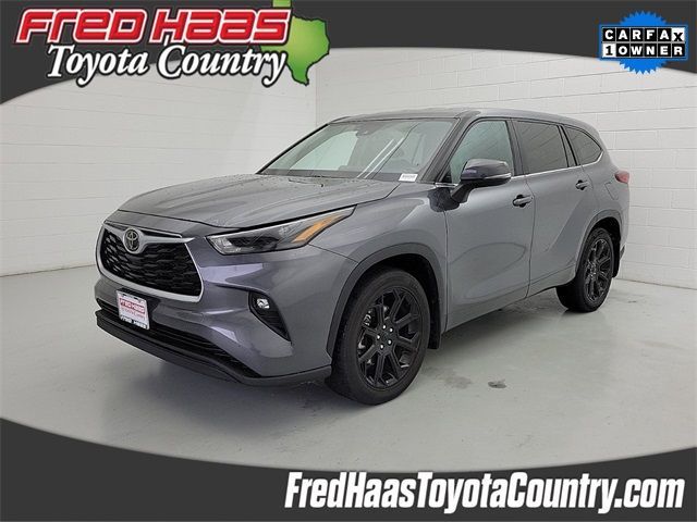 Used 2023 Toyota Highlander