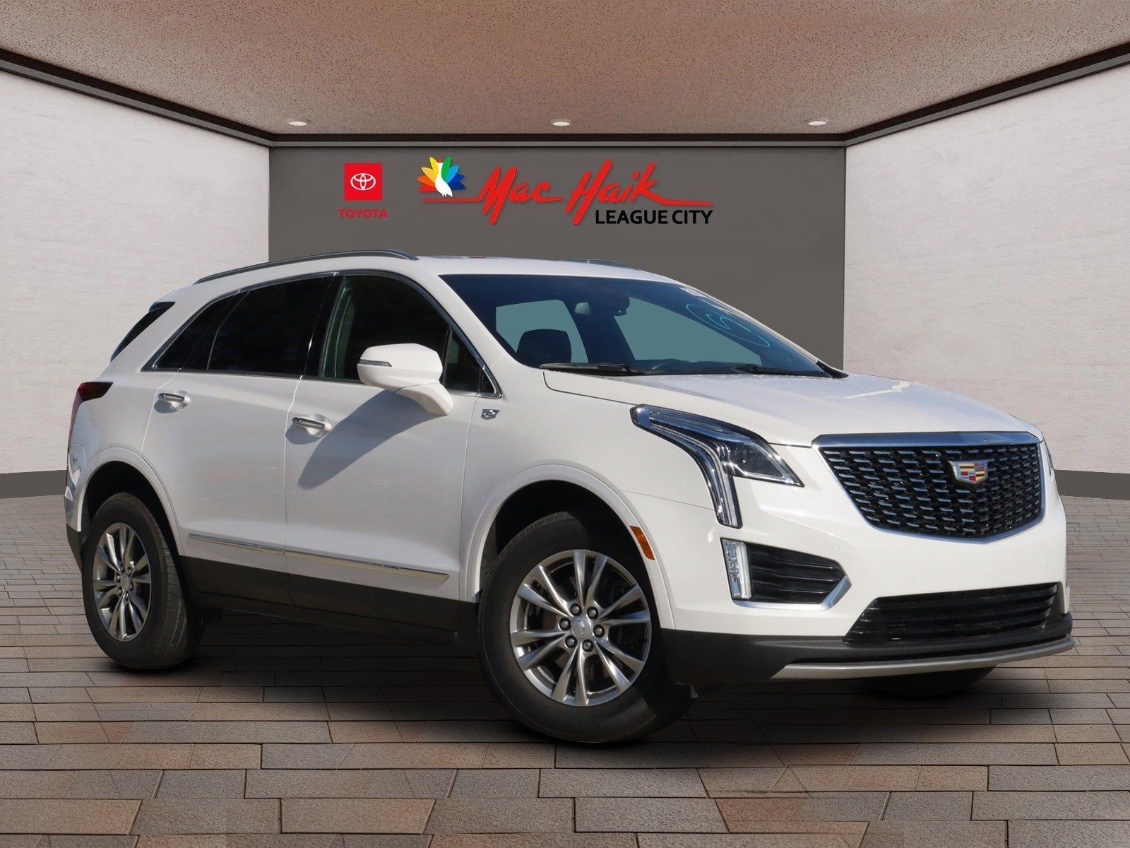 Used 2023 Cadillac XT5