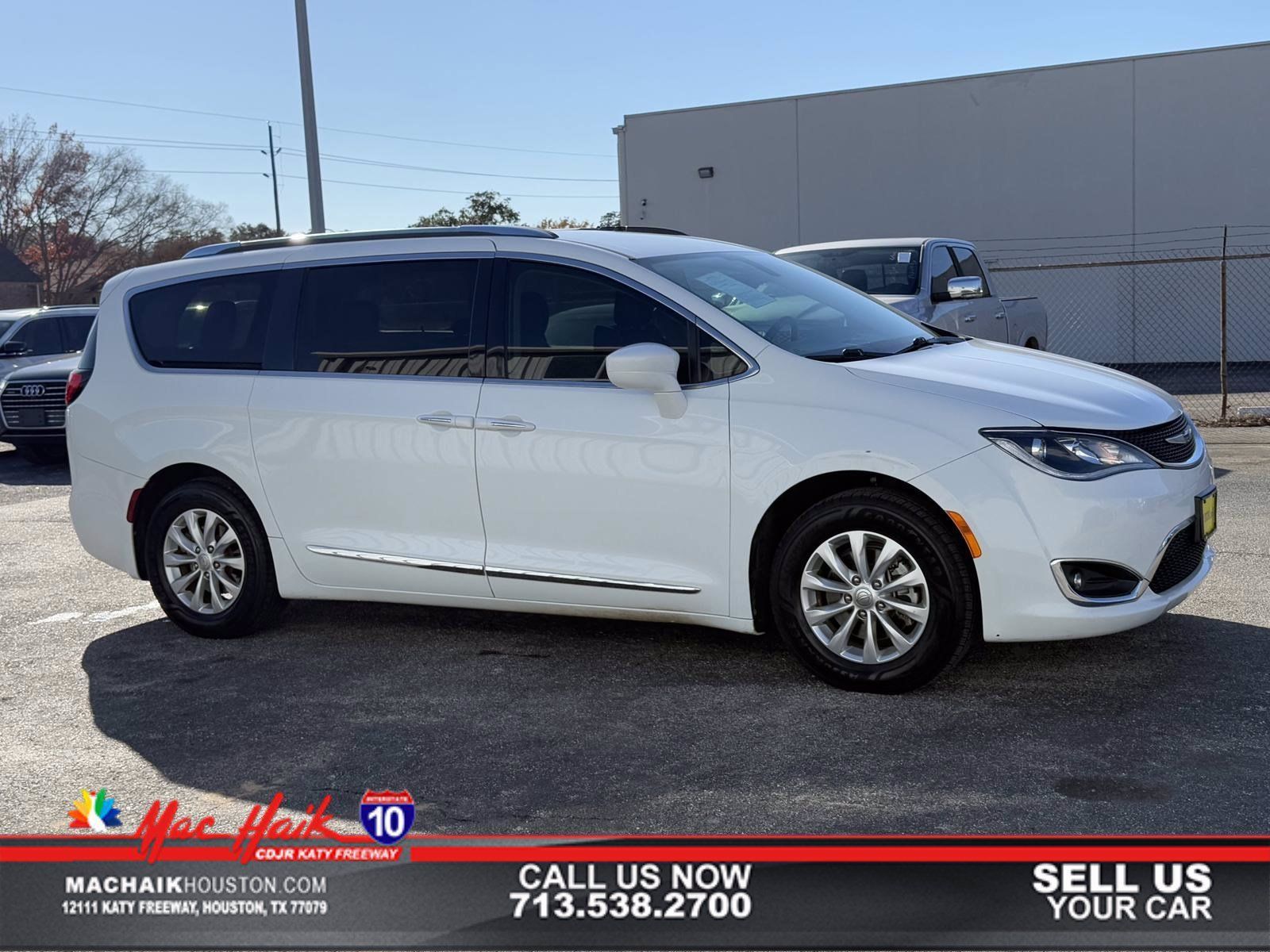 Used 2018 Chrysler Pacifica