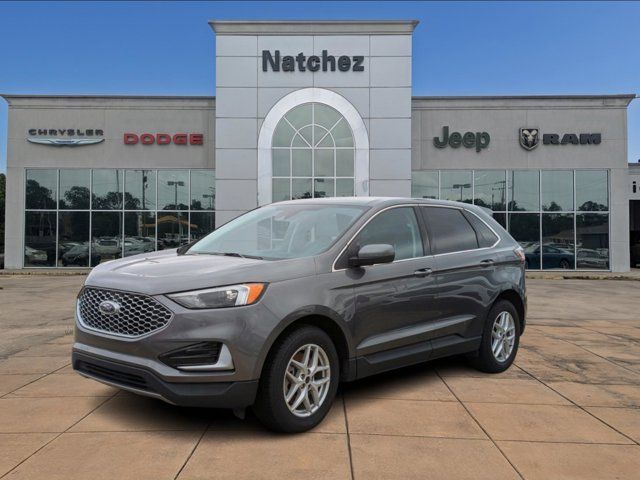 Used 2023 Ford Edge