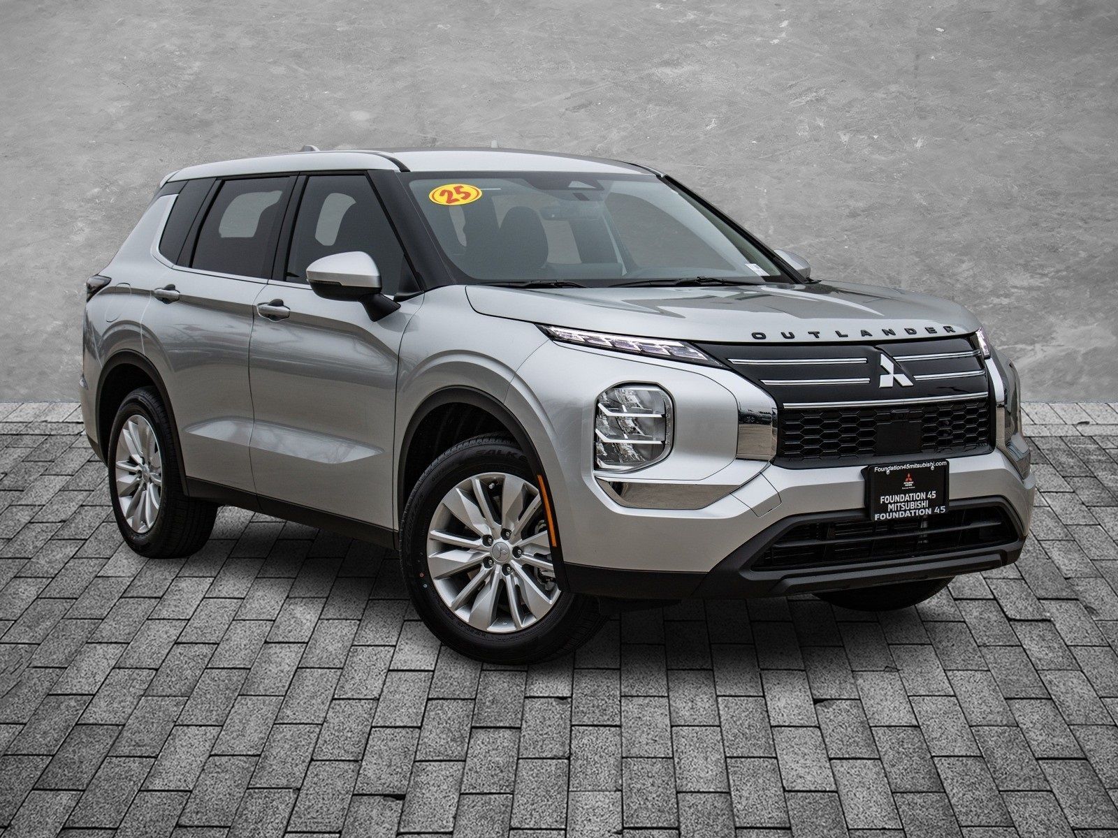 New 2025 Mitsubishi Outlander