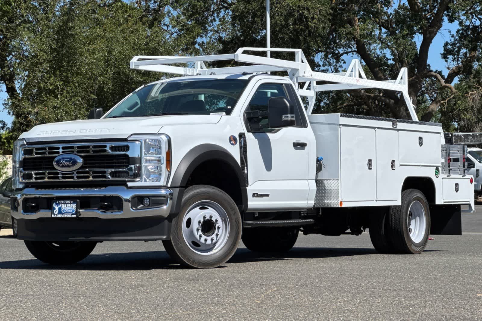 New 2025 Ford Super Duty F-550