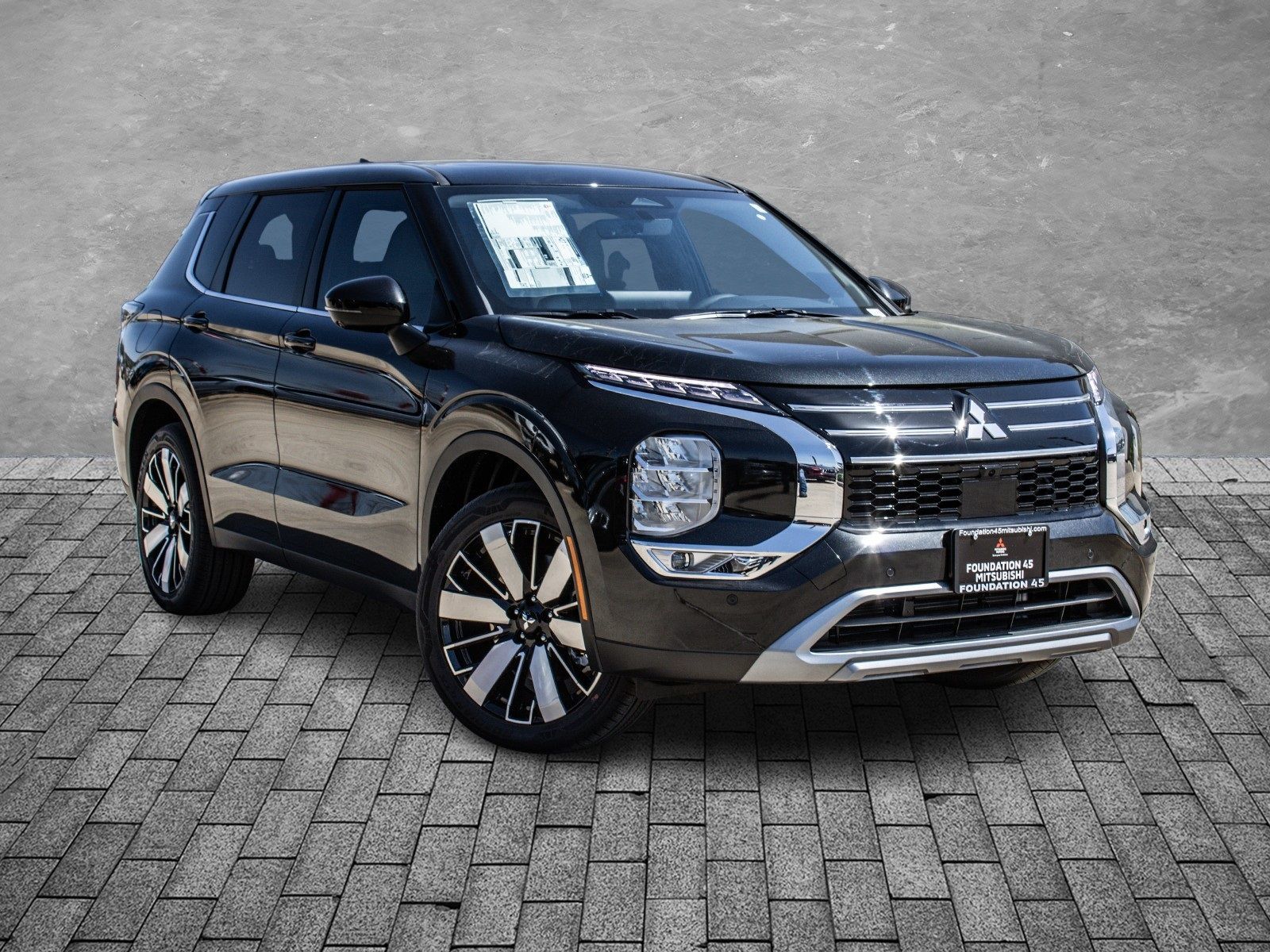 New 2025 Mitsubishi Outlander
