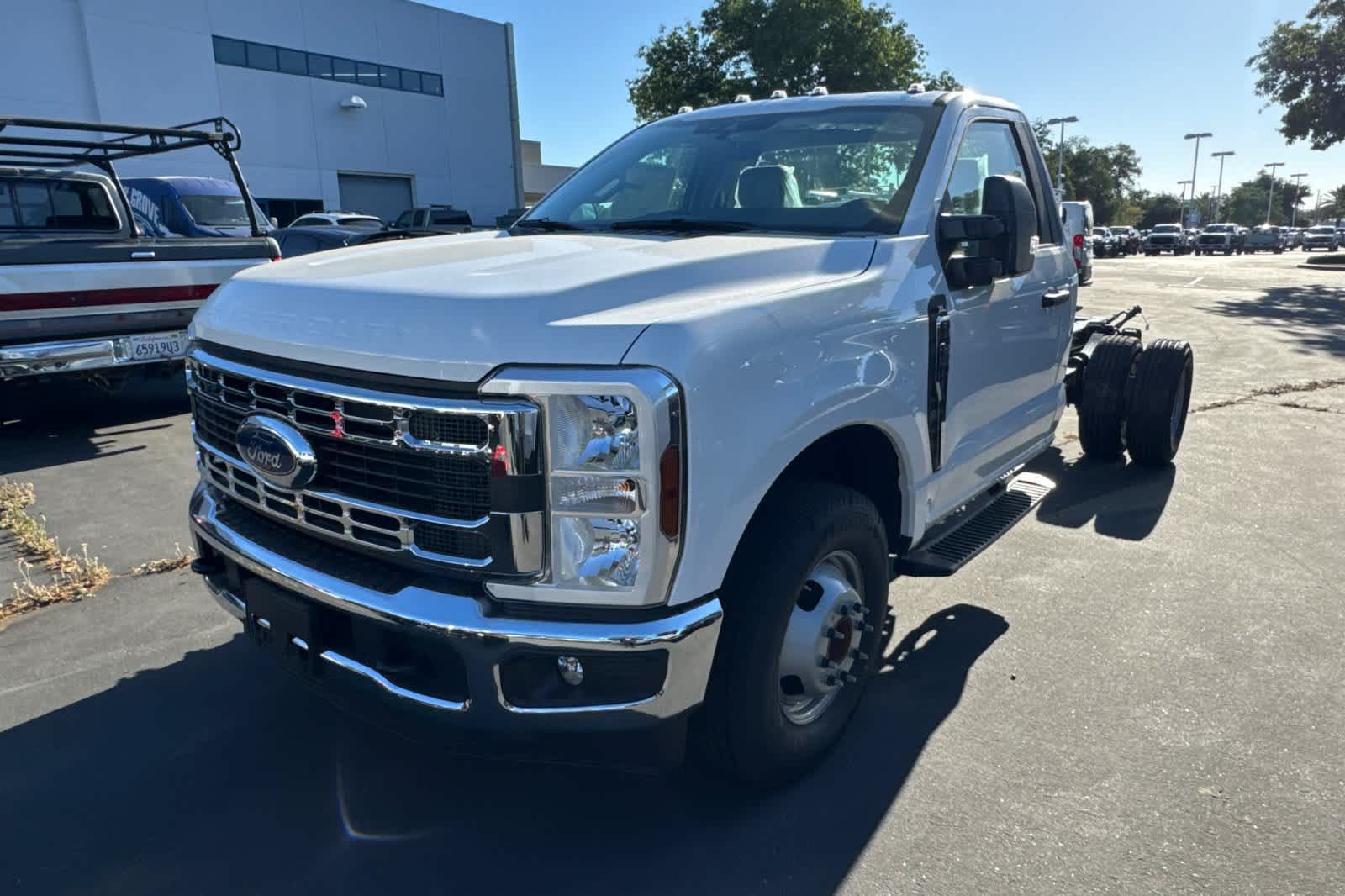 New 2025 Ford Super Duty F-350 DRW