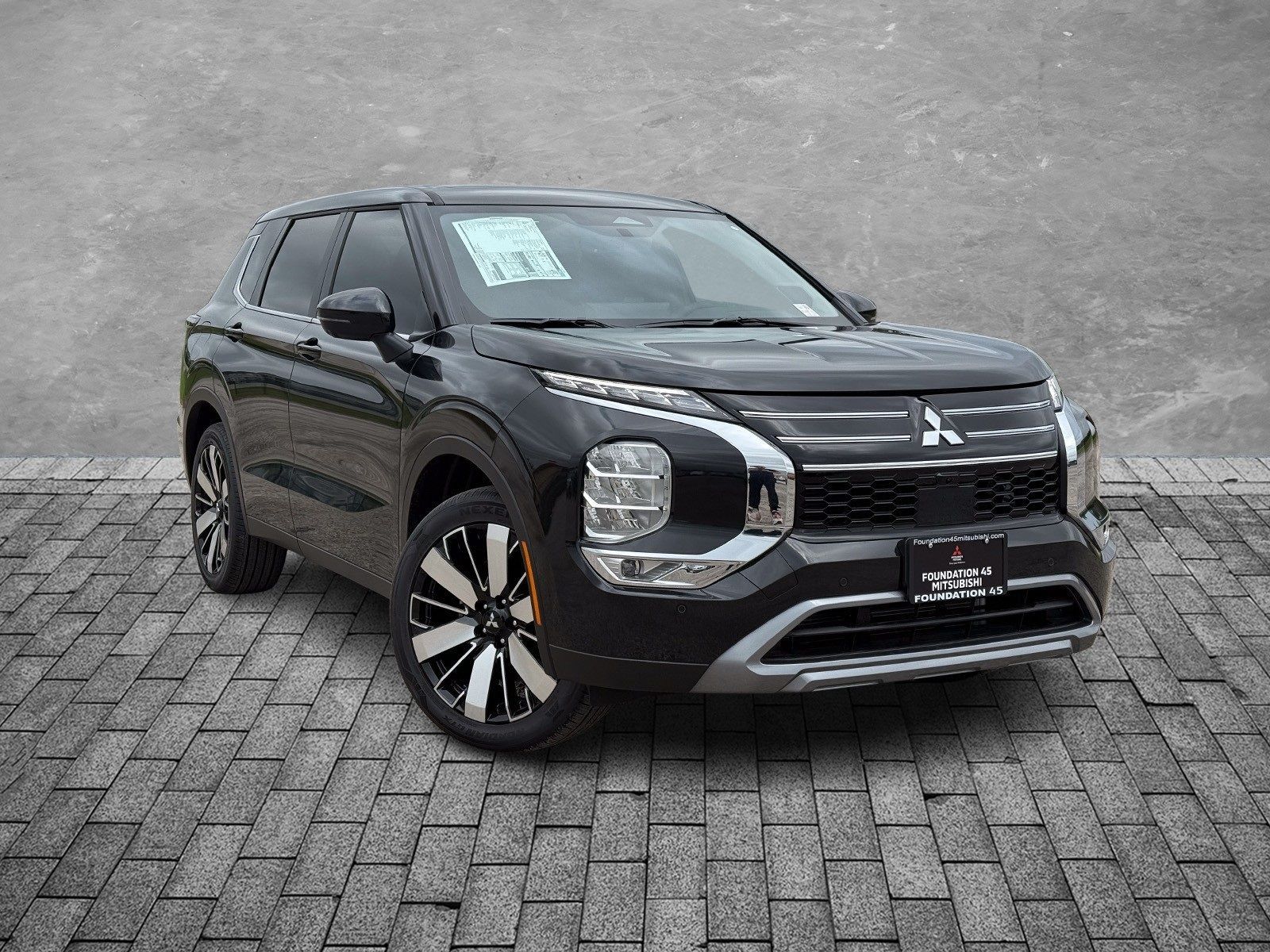 New 2025 Mitsubishi Outlander