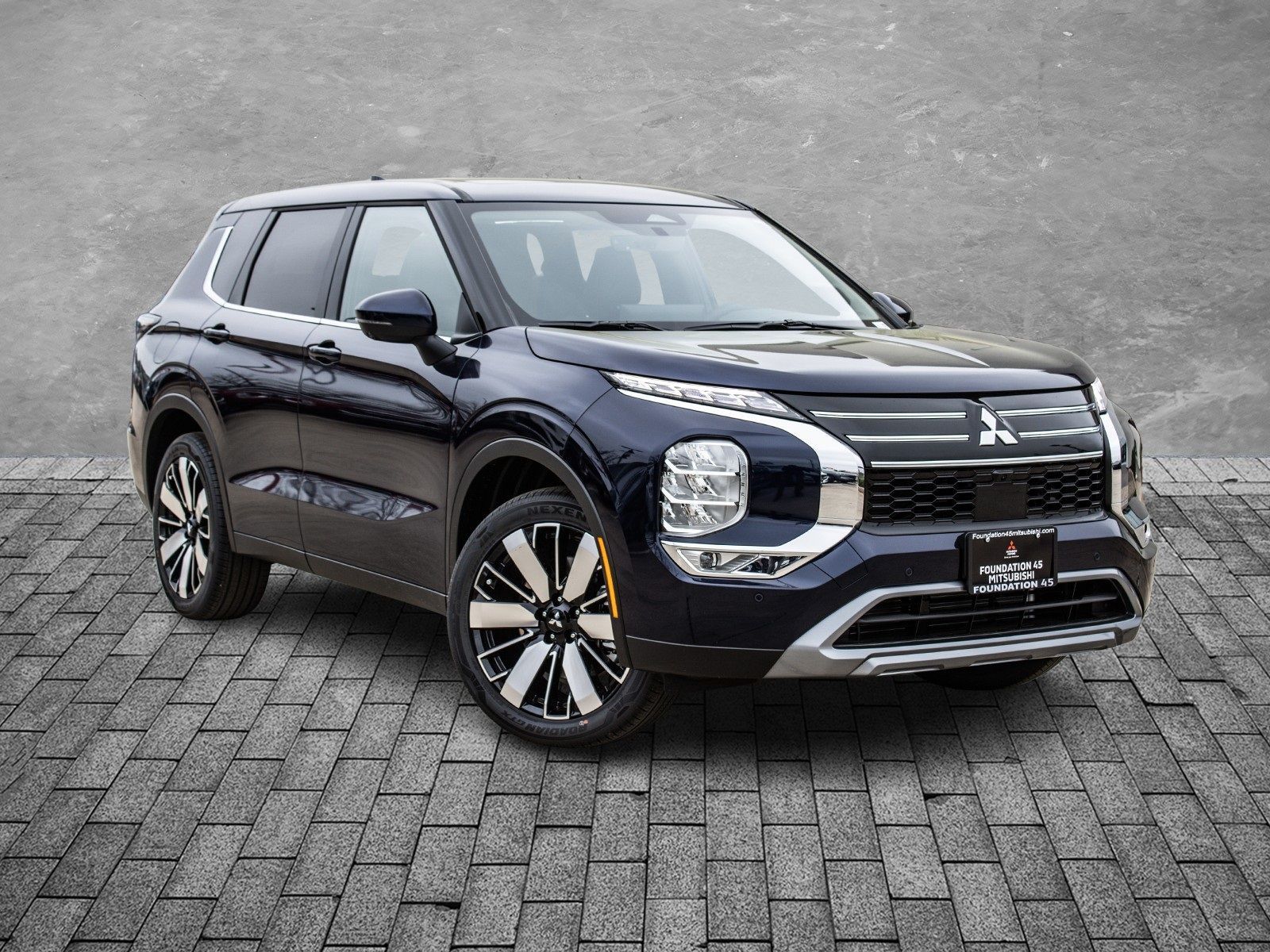 New 2025 Mitsubishi Outlander