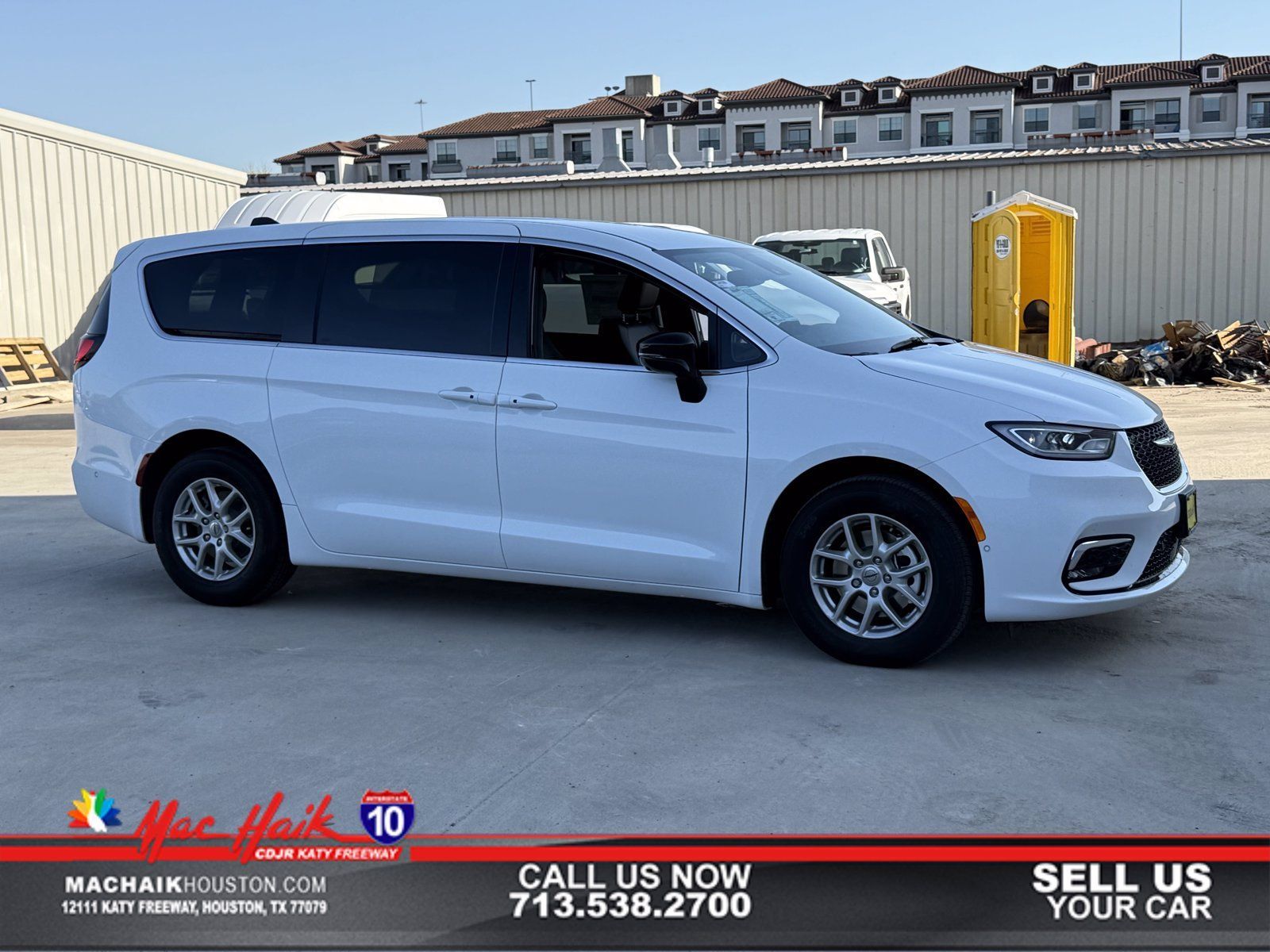 New 2025 Chrysler Pacifica