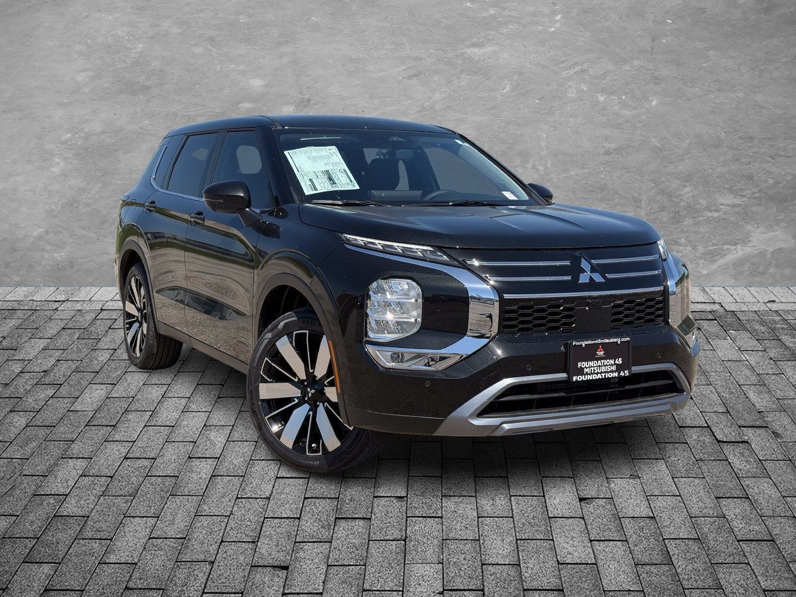 New 2025 Mitsubishi Outlander
