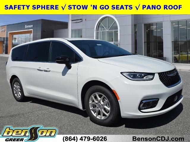 New 2025 Chrysler Pacifica