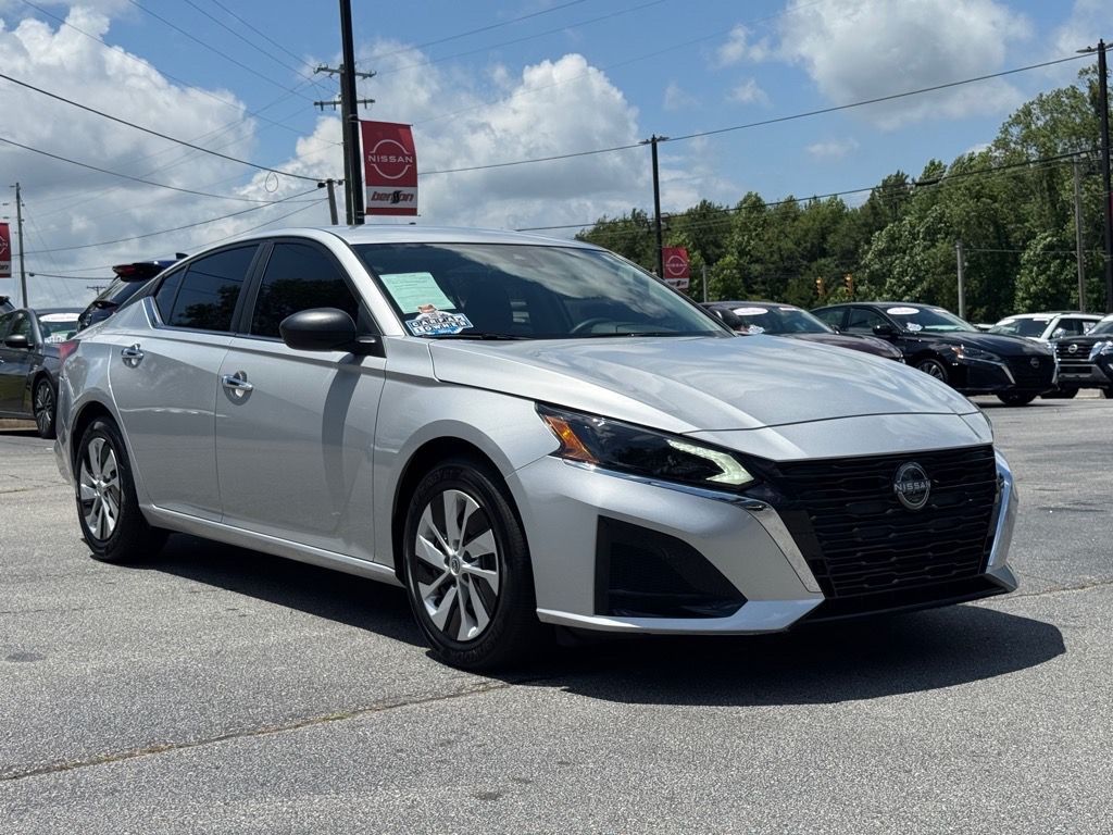 Used 2024 Nissan Altima